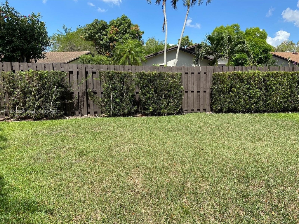 10908 Sw 134th Pl - Photo 38