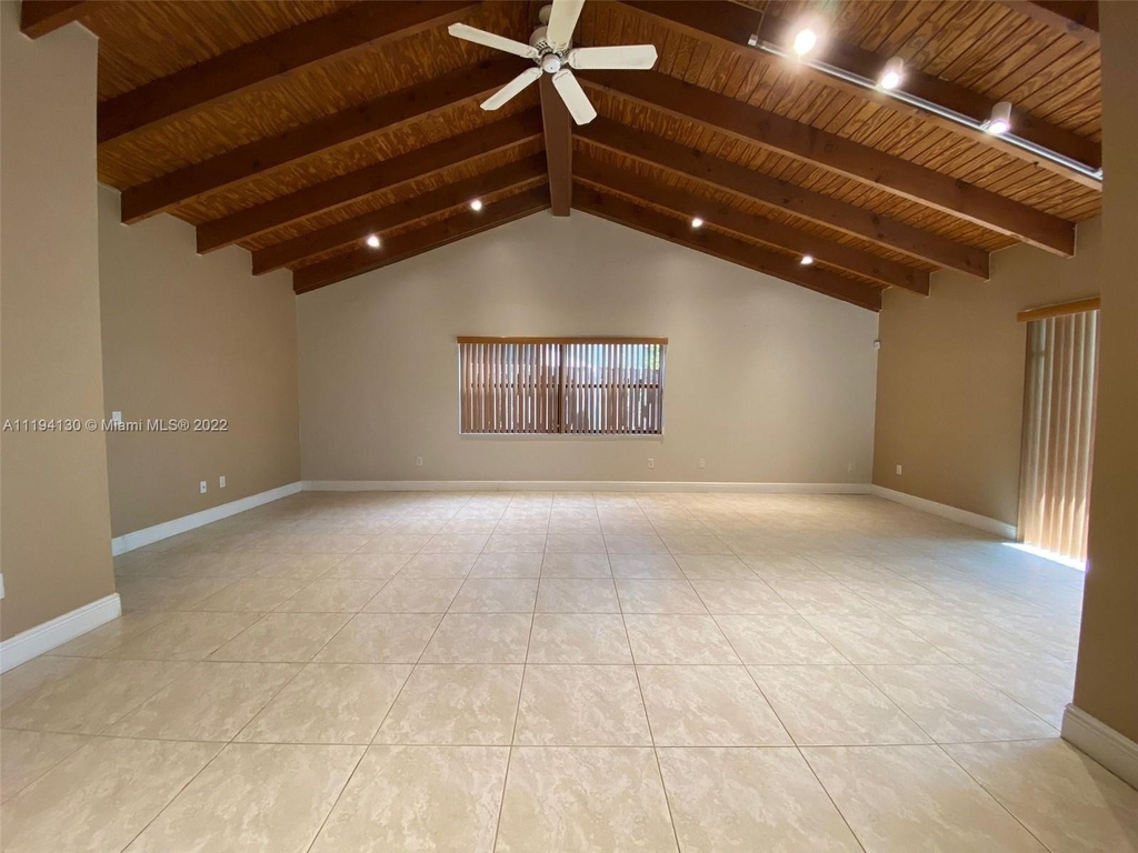 10908 Sw 134th Pl - Photo 14