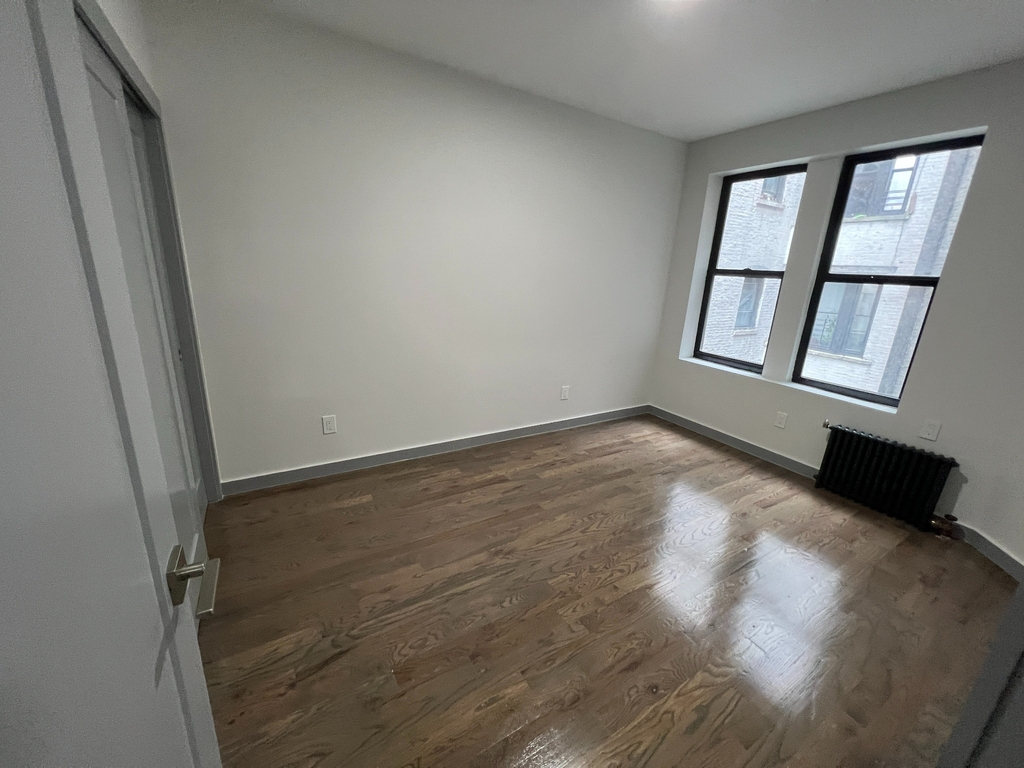 601 West 151st Street - Photo 5