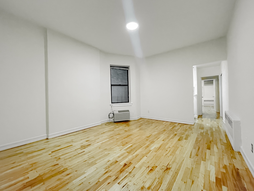 333 East 84th Street - Photo 0