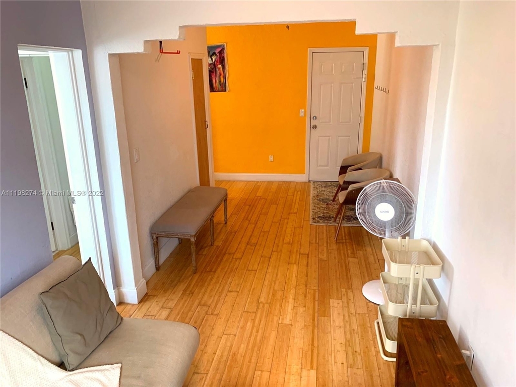 8415 Harding Ave - Photo 3