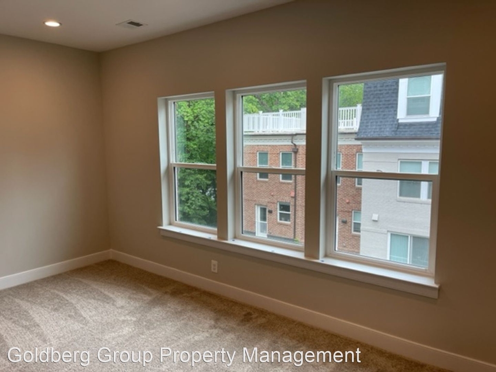 10324 Grosvenor Place - Photo 23