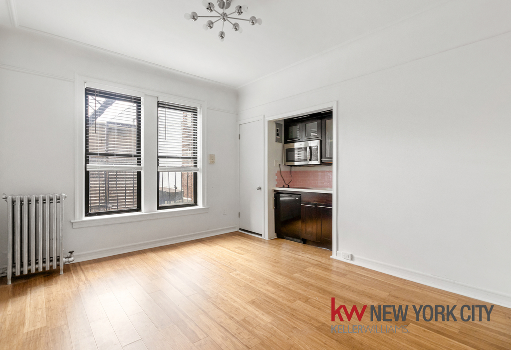 105 East 15th Street - Photo 0