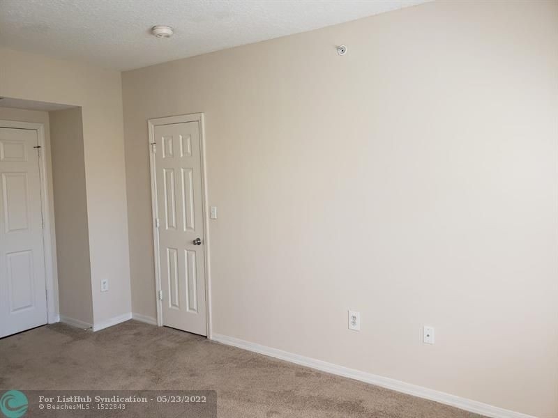 220 Sw 116th Ave - Photo 11