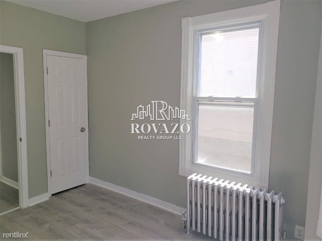 151 Monroe St # 1 - Photo 3