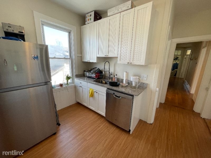 40 Cherry St 3 - Photo 2