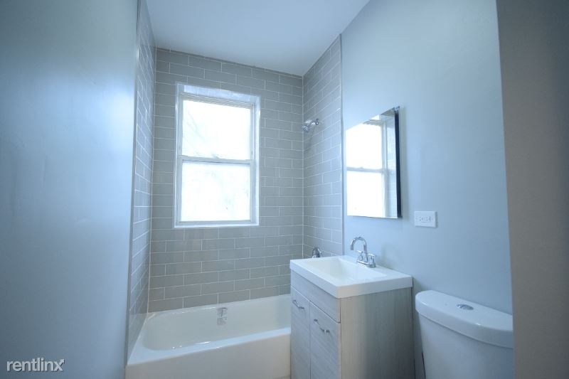 3458 W Irving Park Rd 2r - Photo 6