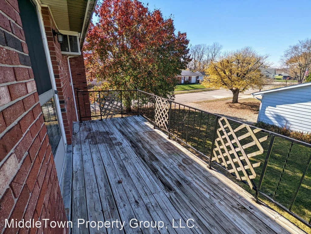 1775 Antler Ct - Photo 2