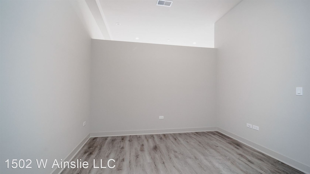 1502 W Ainslie St. - Photo 3