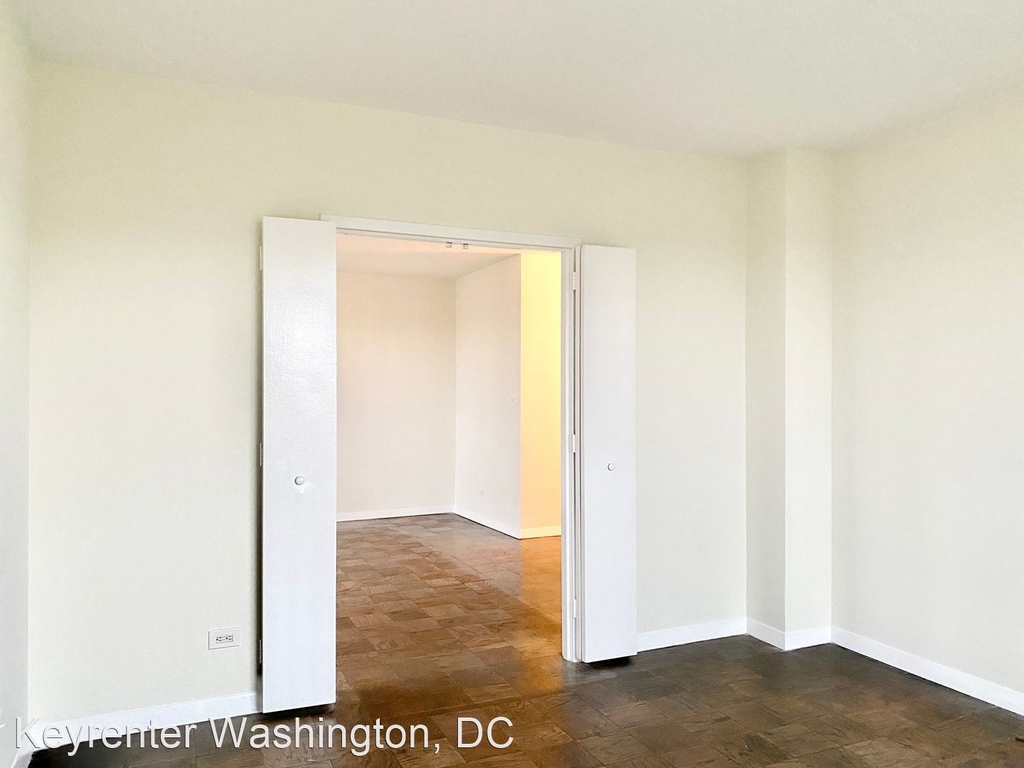 2801 New Mexico Ave, Nw Unit 1104 - Photo 32