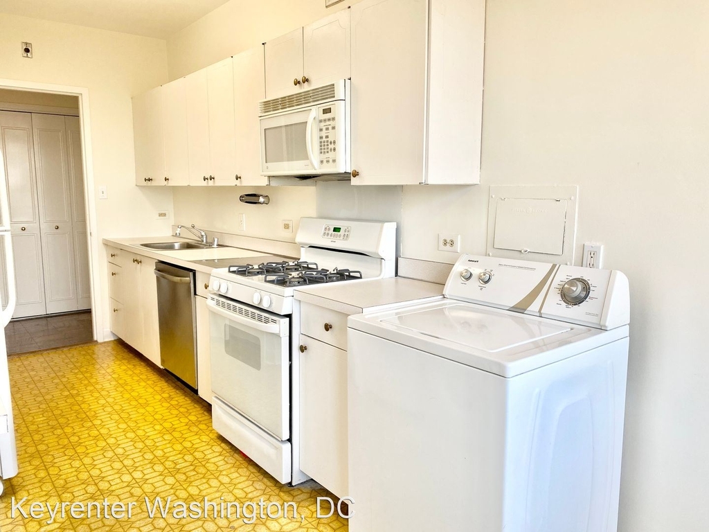 2801 New Mexico Ave, Nw Unit 1104 - Photo 8