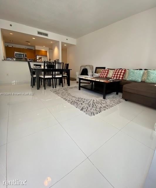 1050 Brickell Ave Apt 2710 - Photo 2