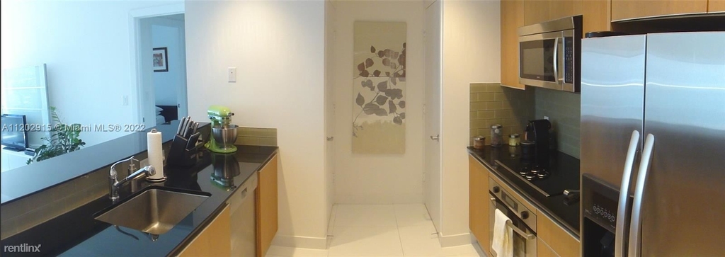 1050 Brickell Ave Apt 2710 - Photo 12