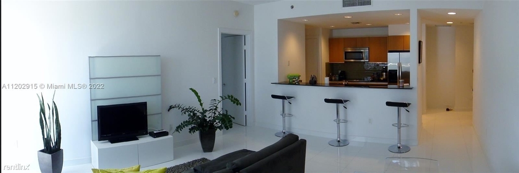 1050 Brickell Ave Apt 2710 - Photo 5