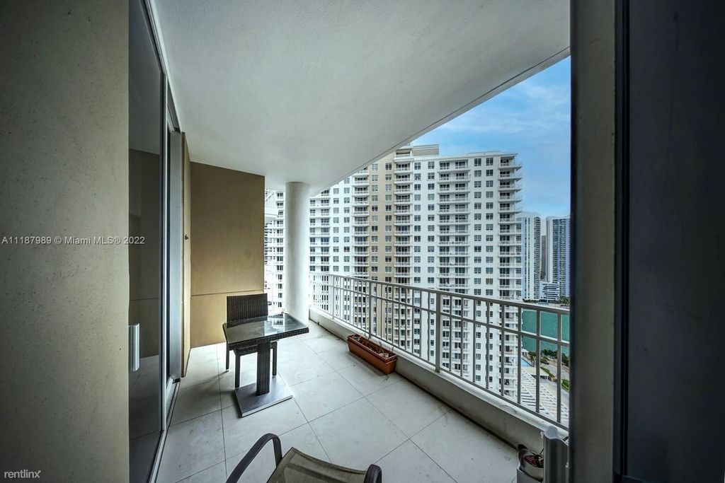 701 Brickell Key Blvd Ph Lph07 - Photo 12