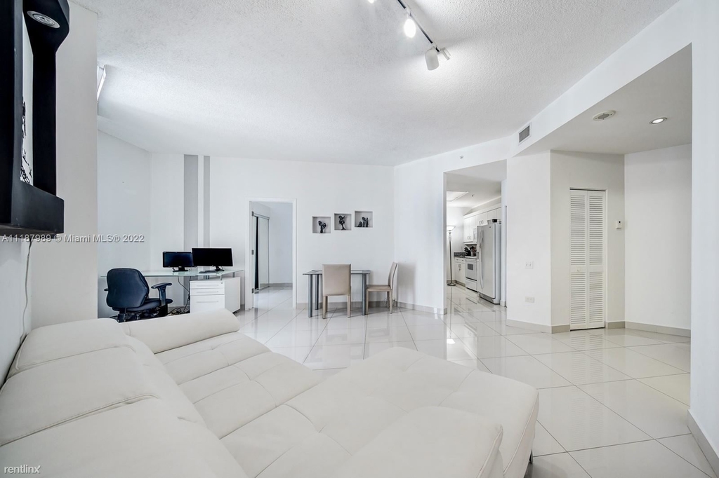 701 Brickell Key Blvd Ph Lph07 - Photo 11