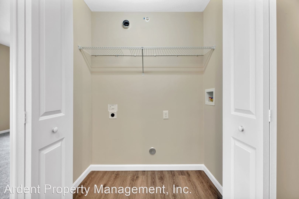 4600 Sunbury Springs Parkway Unit 101 - Photo 8