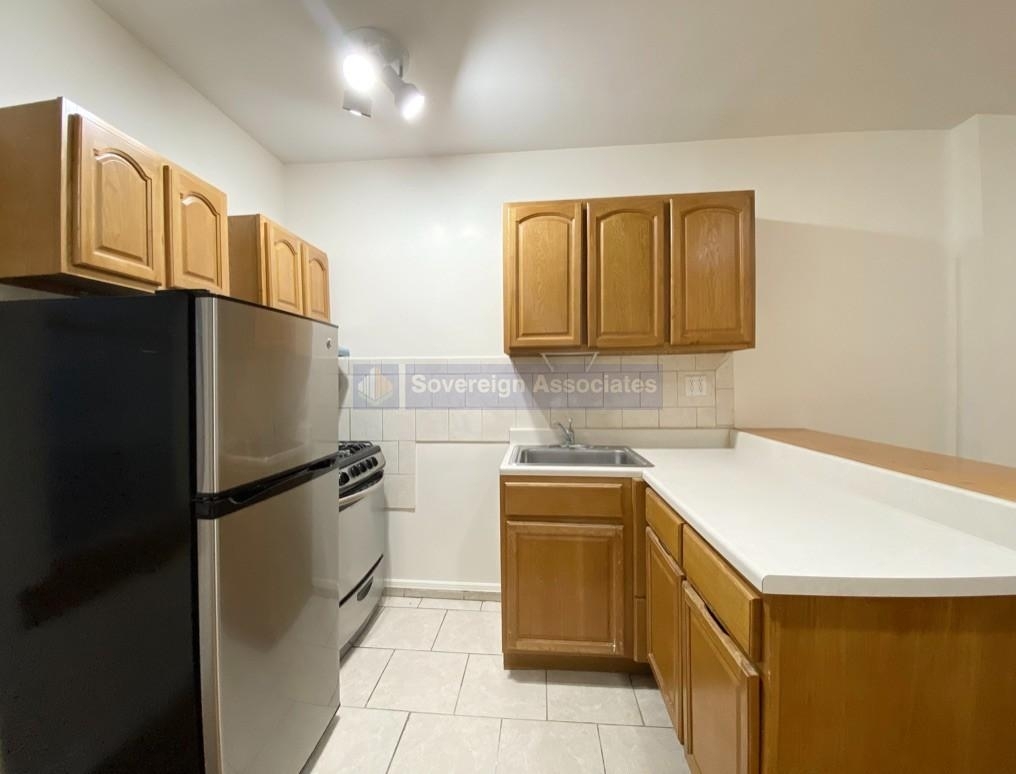 707 West 171st Street - Photo 5