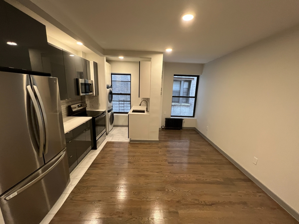 601 West 151st Street - Photo 7