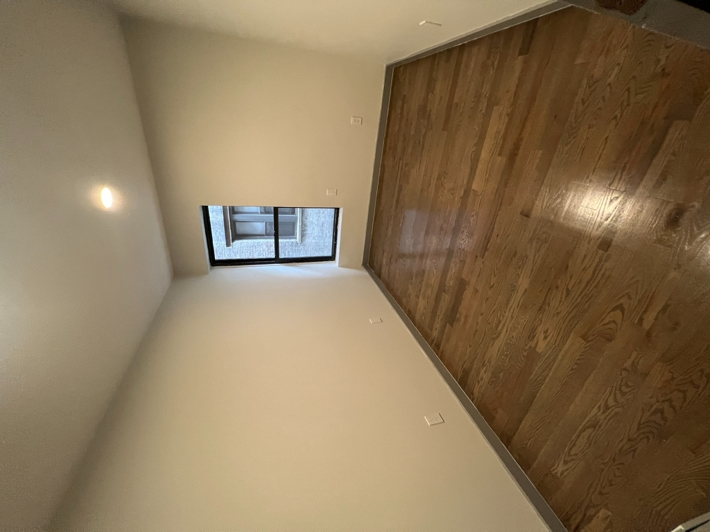 601 West 151st Street - Photo 10