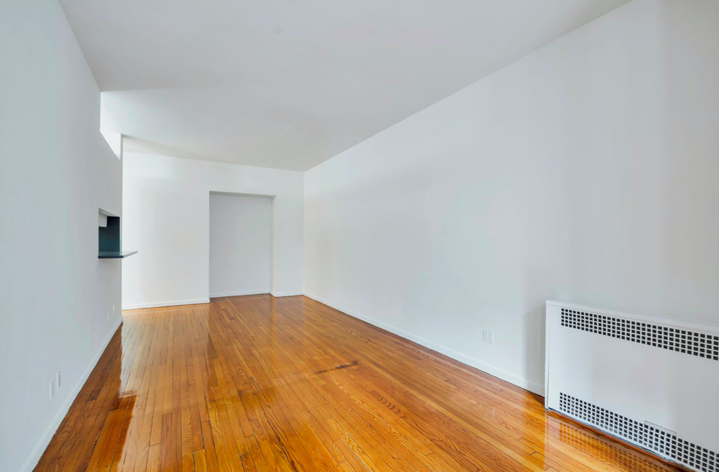 Madison Avenue - Photo 3