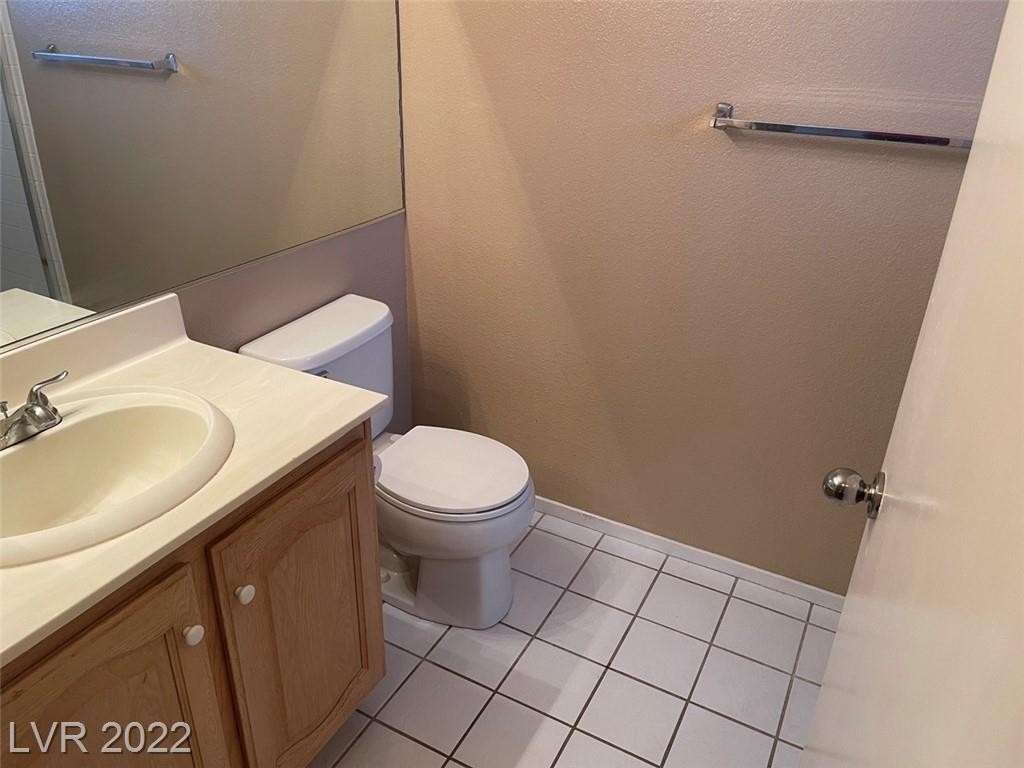 1900 Desert Falls Court - Photo 16