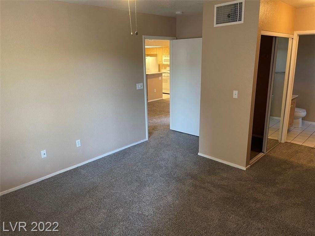 1900 Desert Falls Court - Photo 14