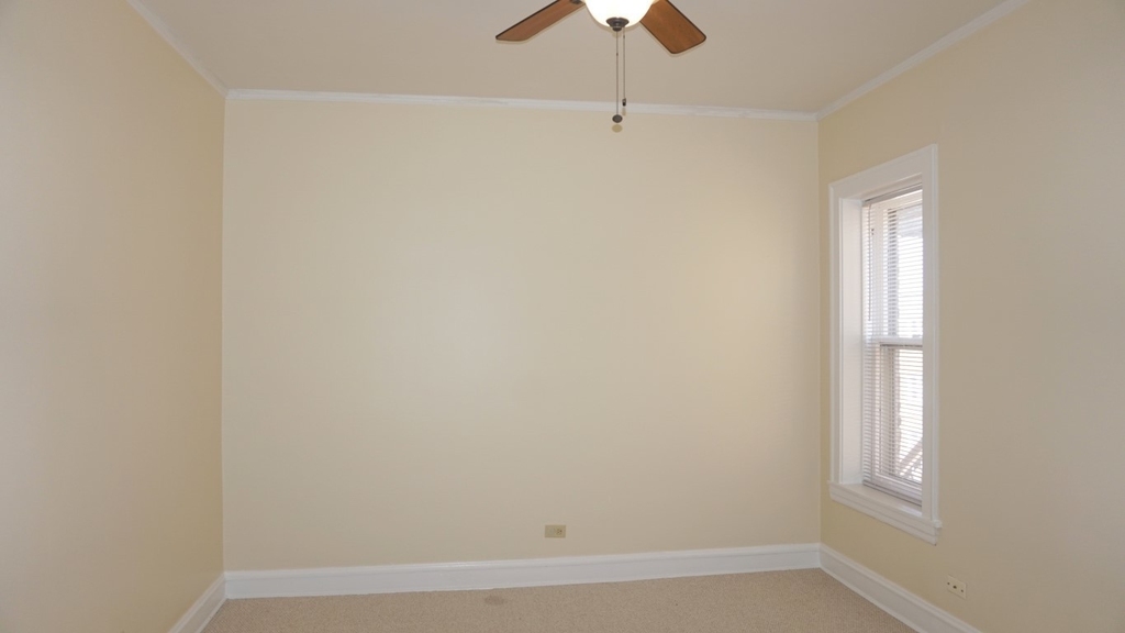 6136 N Oakley Avenue - Photo 5