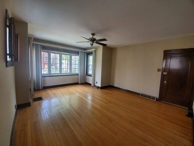 5005 W Altgeld Street - Photo 6