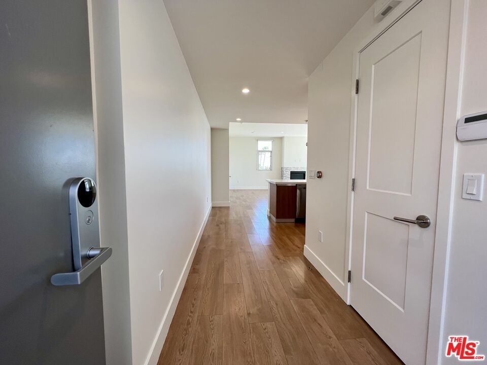 8017 W Norton Ave - Photo 1