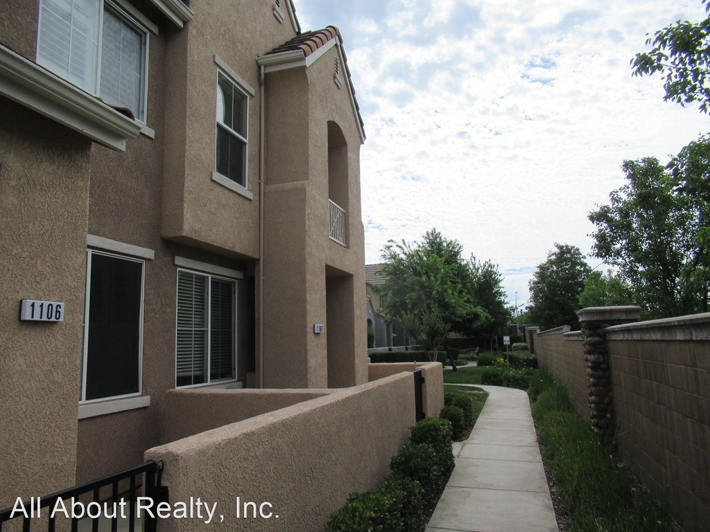 1107 Dante Circle - Photo 1