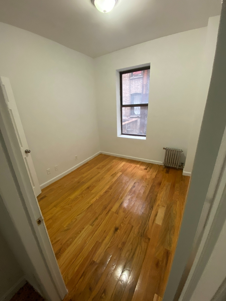 560 West 163rd Street - Photo 11