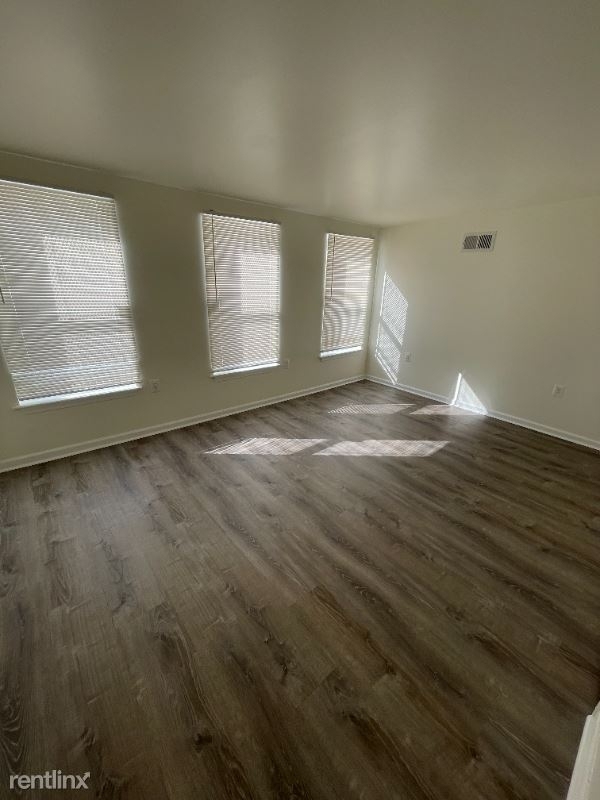 4030 Market Street 2fl. - Photo 9