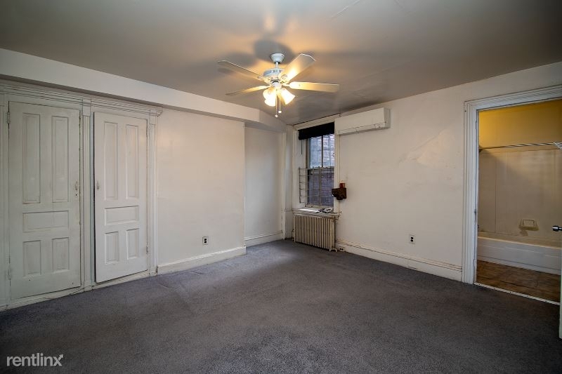 2213 Walnut Street 3r - Photo 2