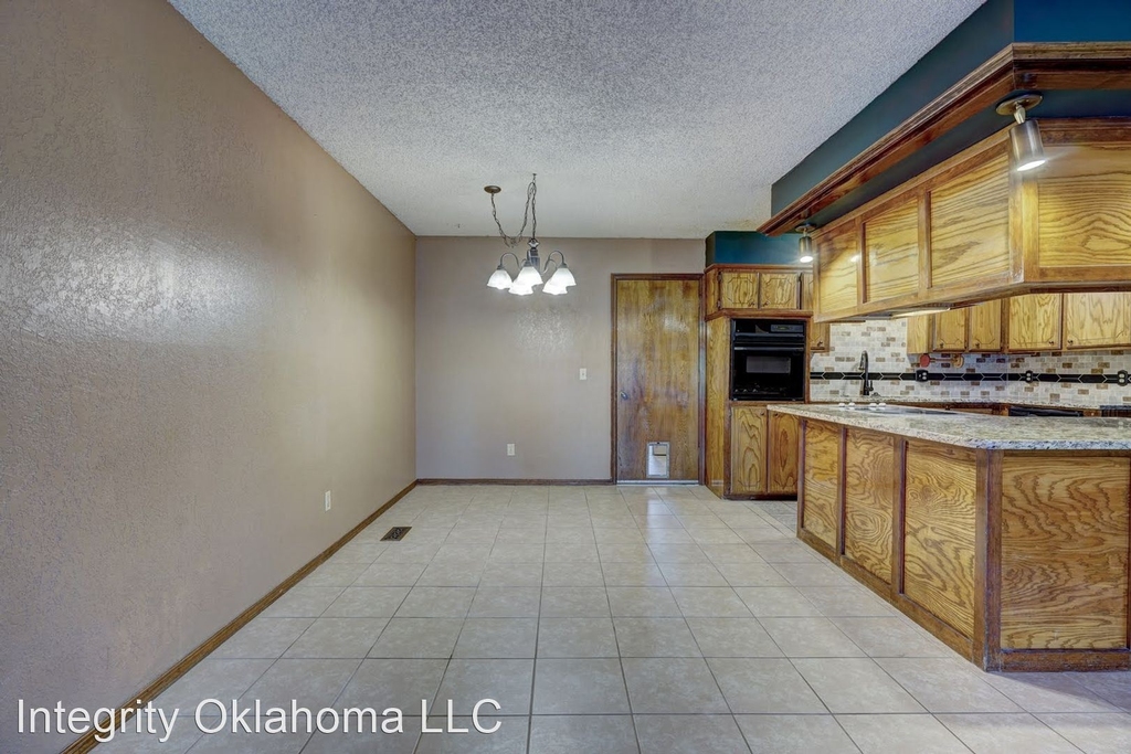 3713 Windswest Court - Photo 8