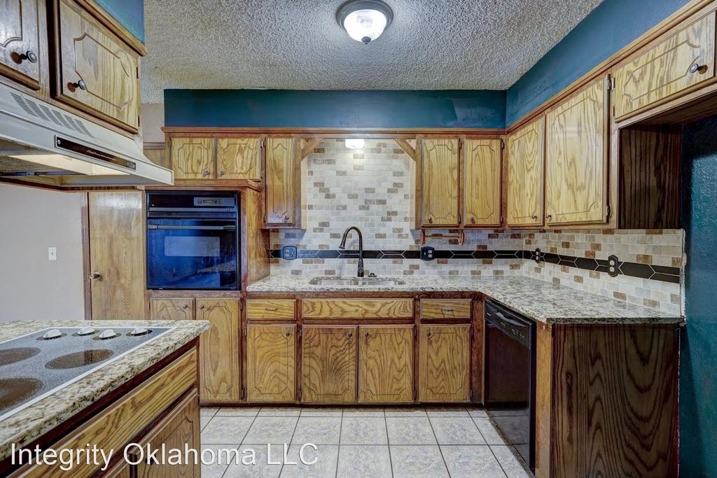 3713 Windswest Court - Photo 4