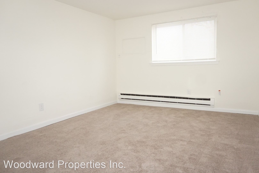 8723 West Chester Pike - Photo 6