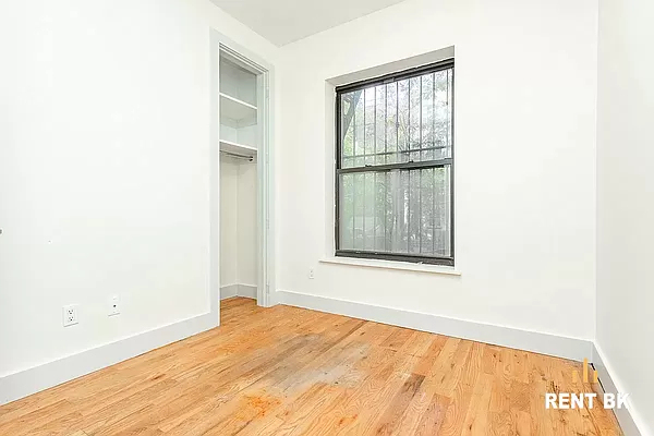 461 Park Place - Photo 5