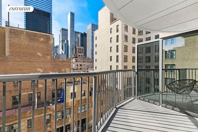 150 East 57th Street - Photo 5