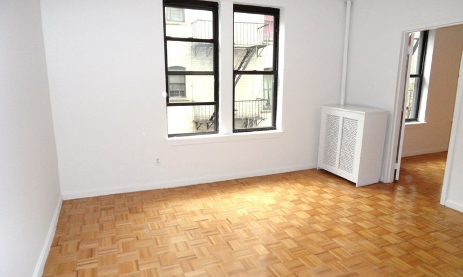 628 West 151st Street - Photo 0