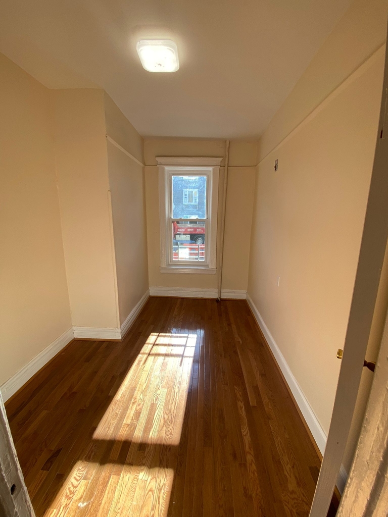 255 Hull street Brooklyn - Photo 4