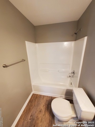 7802 Kingsbury Wood - Photo 14