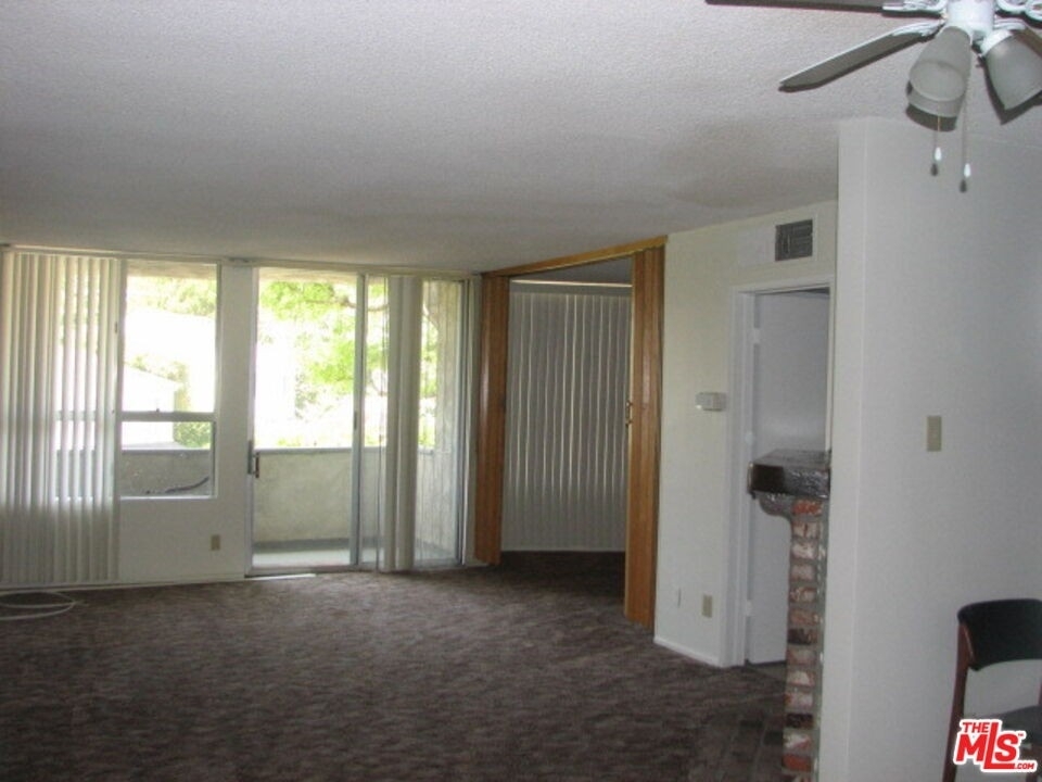 10800 Holman Ave - Photo 2