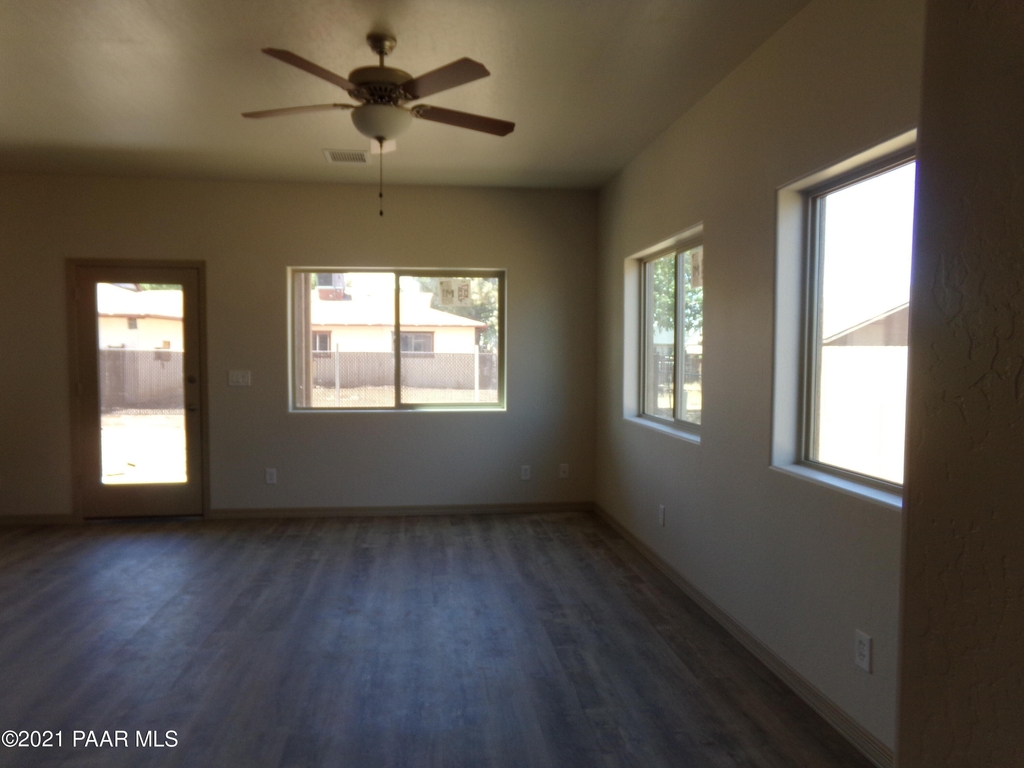 2924 E Yavapai Road - Photo 5