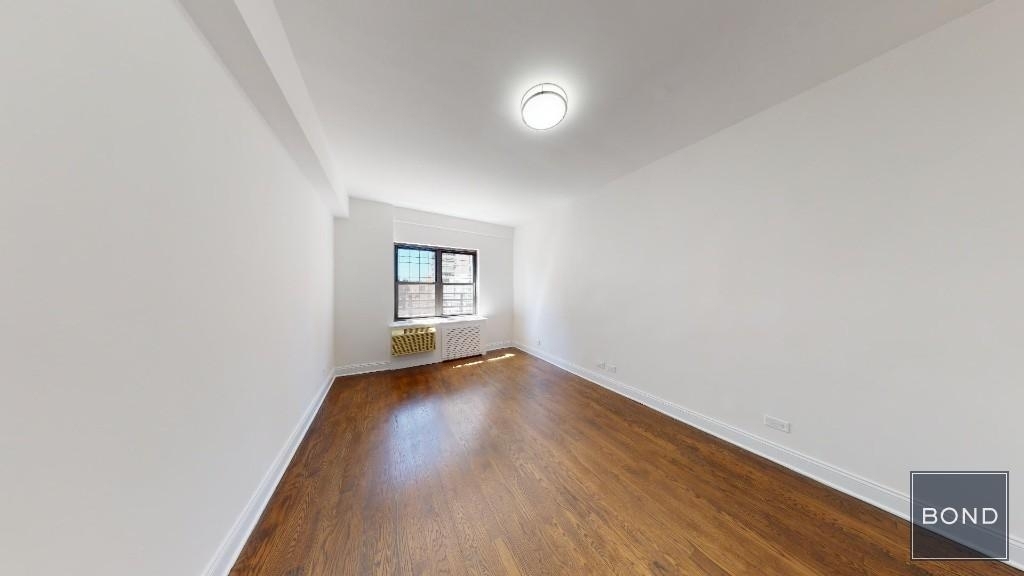 157 East 57th Street - Photo 10