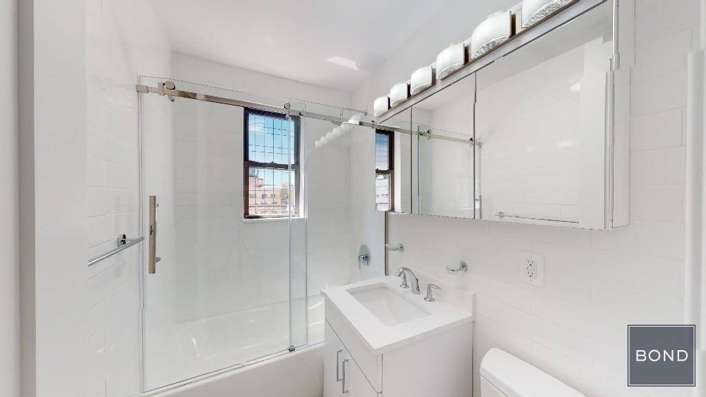 157 East 57th Street - Photo 17