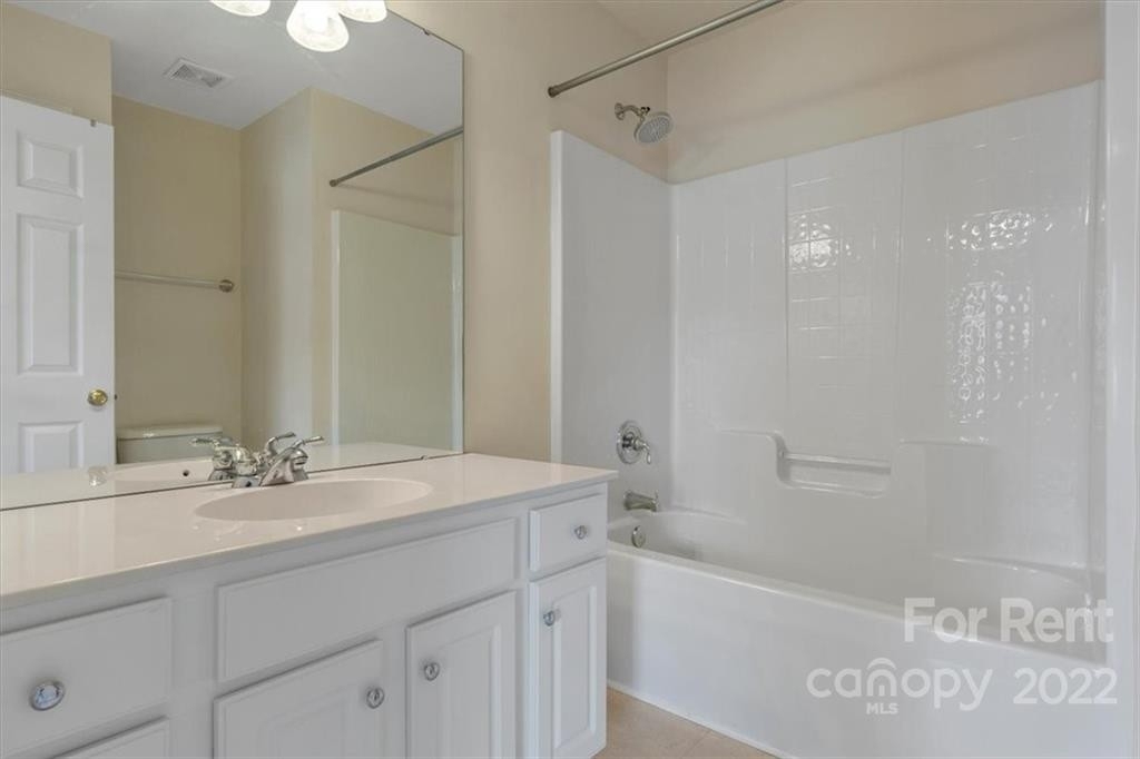 2926 Duvalla Avenue - Photo 7