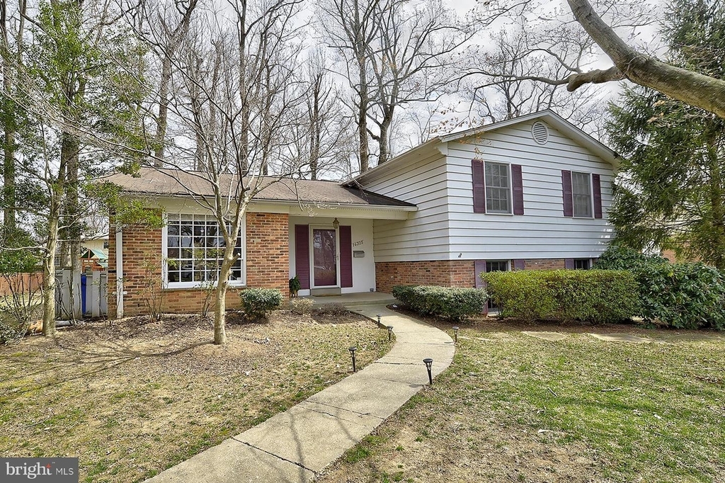 14305 Barkwood Dr - Photo 1