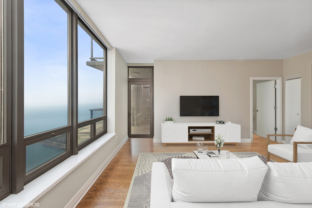 600 N Lake Shore Drive - Photo 5