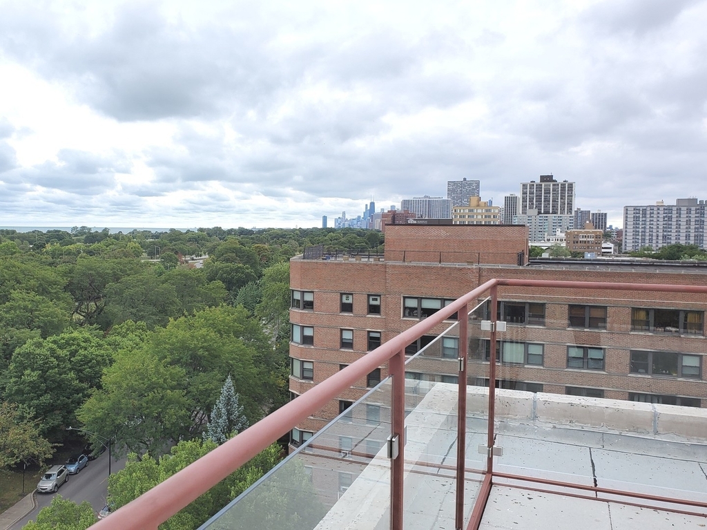 4900 N Marine Drive - Photo 8